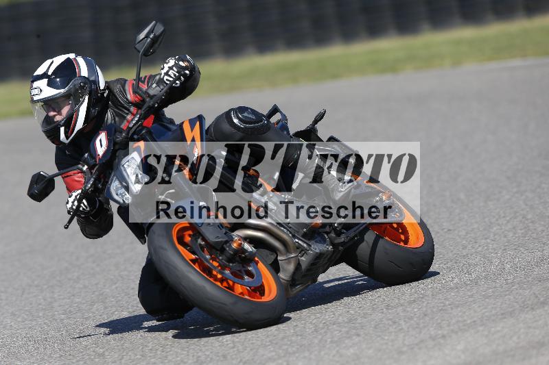 /Archiv-2025/49 26.08.2025 Cornu Master School ADR/blau-bleu/0